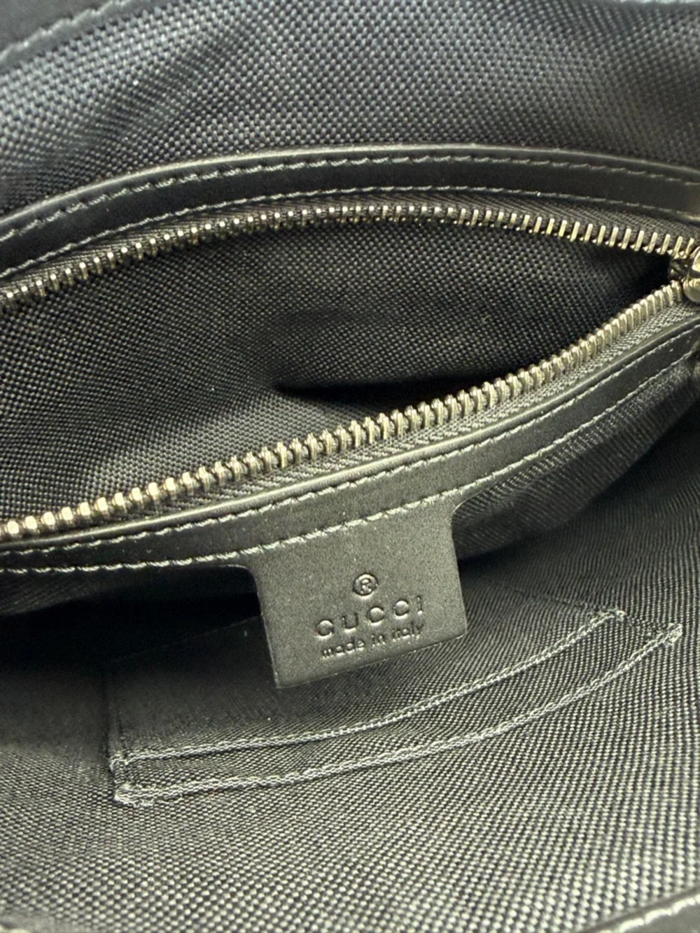 GUCCI Black GG Supreme Coated Canvas Flat Messenger Bag